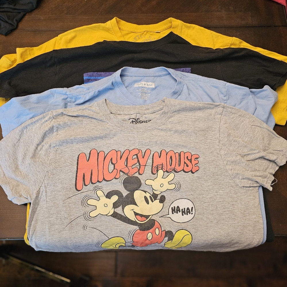 4 size Medium T shirts